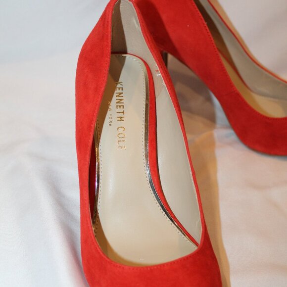 NEW KENNETH COLE ROMI WOMEN'S SIZE 8 RED SUEDE PUMP SANDALS‎ - Picture 5 of 7
